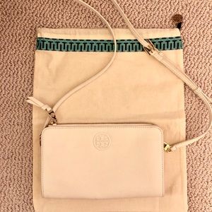 Tory Burch crossbody bag in white